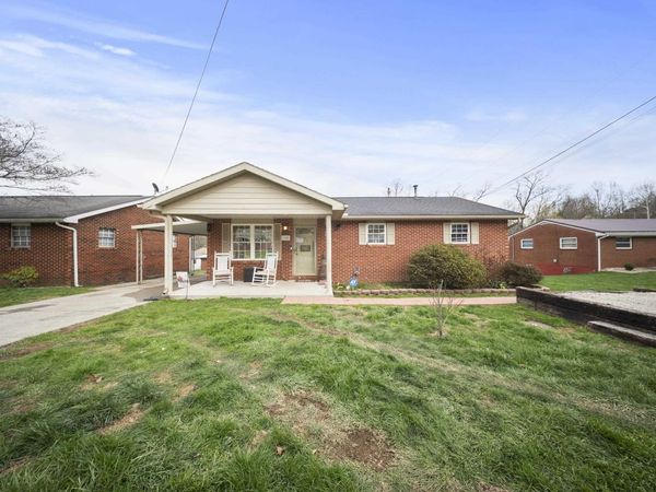 1106 Green Acres, Raceland, KY 41169