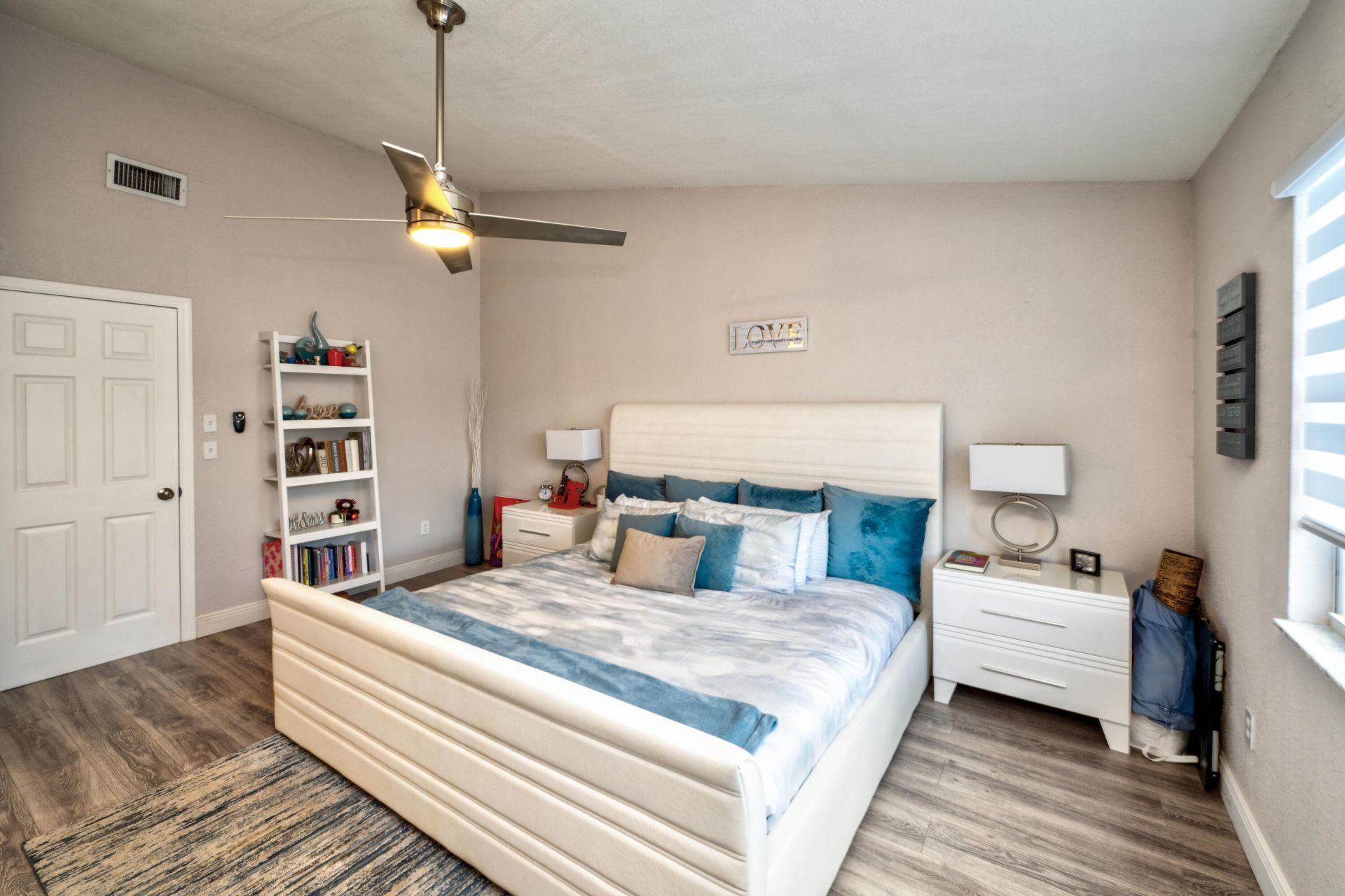 621 Lakeshore Terrace, Davie, FL 33325 Photo