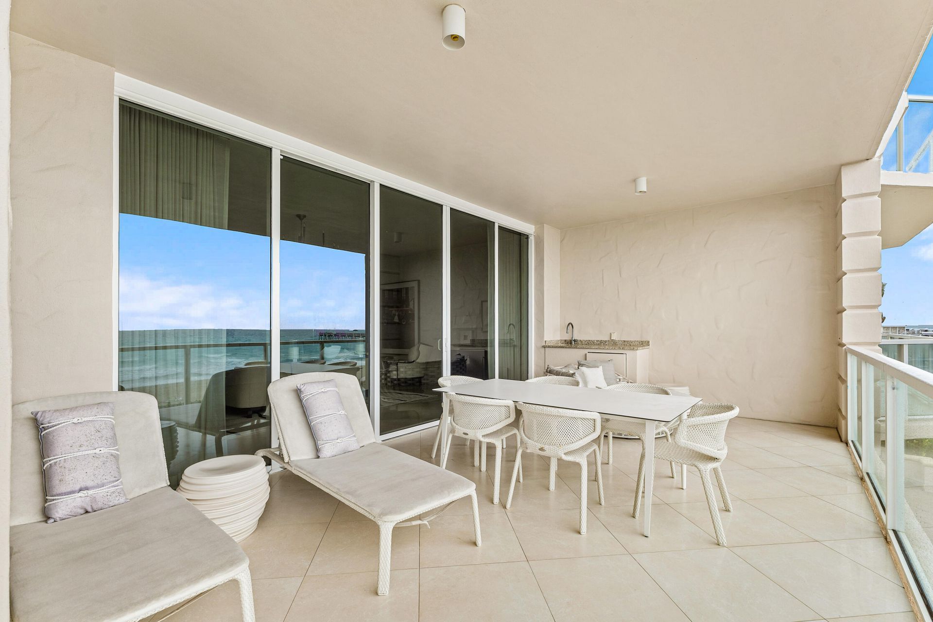 3000 S Ocean Boulevard, Unit 308, Palm Beach, FL 33480 Photo