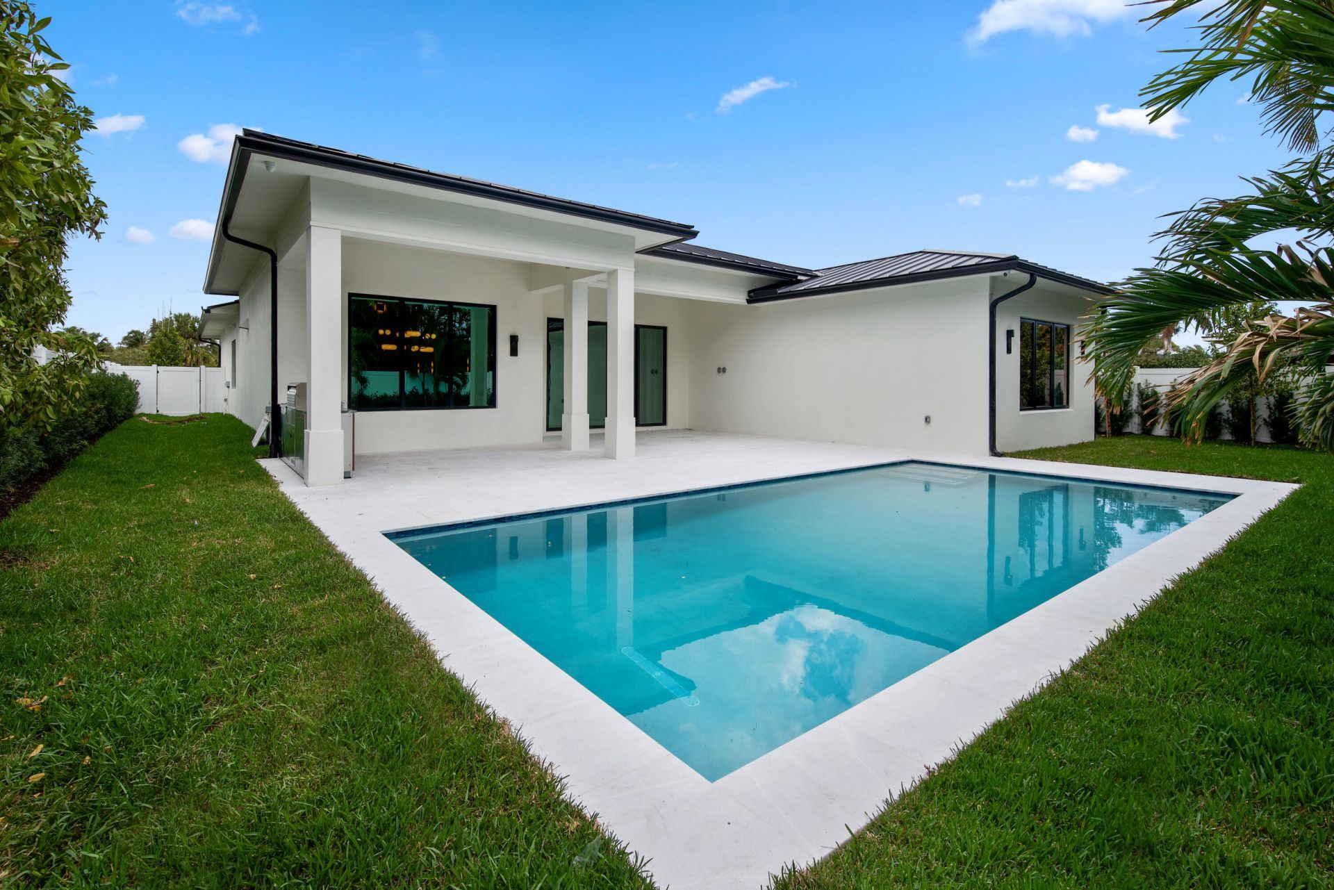 250 NE 16th Street, Delray Beach, FL 33444 Photo