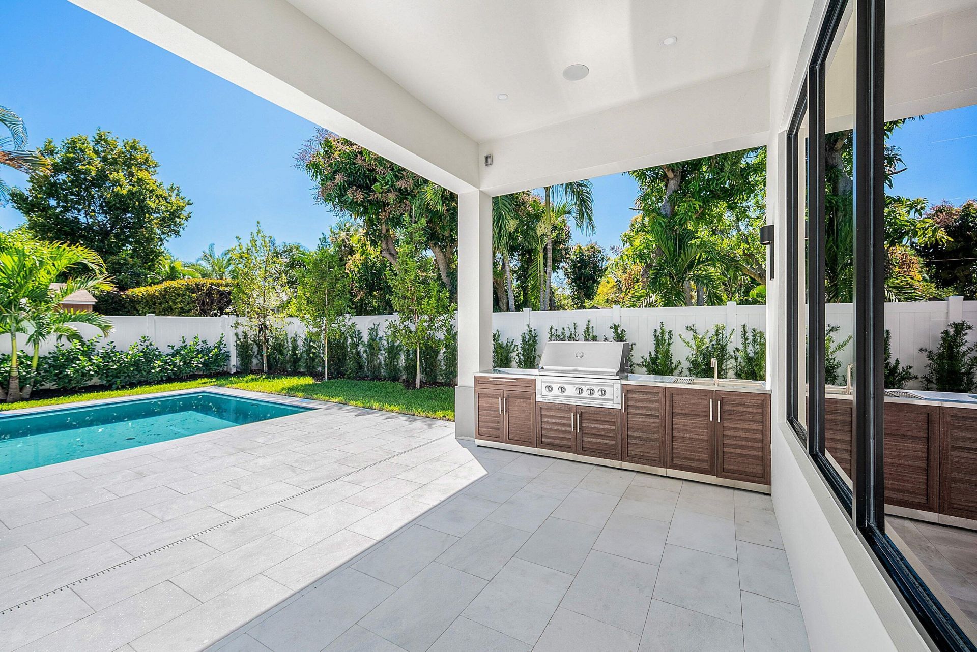 250 NE 16th Street, Delray Beach, FL 33444 Photo