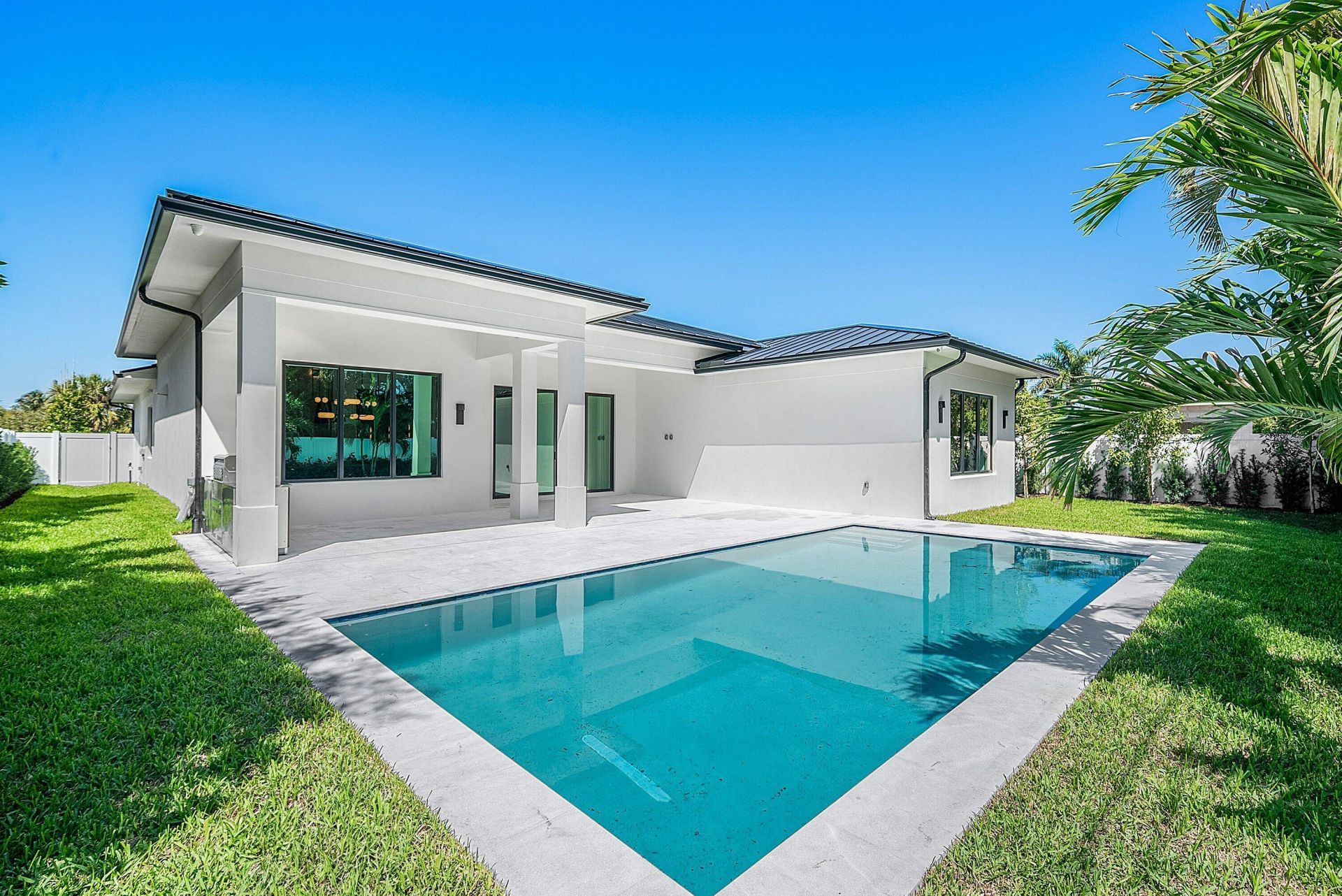 250 NE 16th Street, Delray Beach, FL 33444 Photo