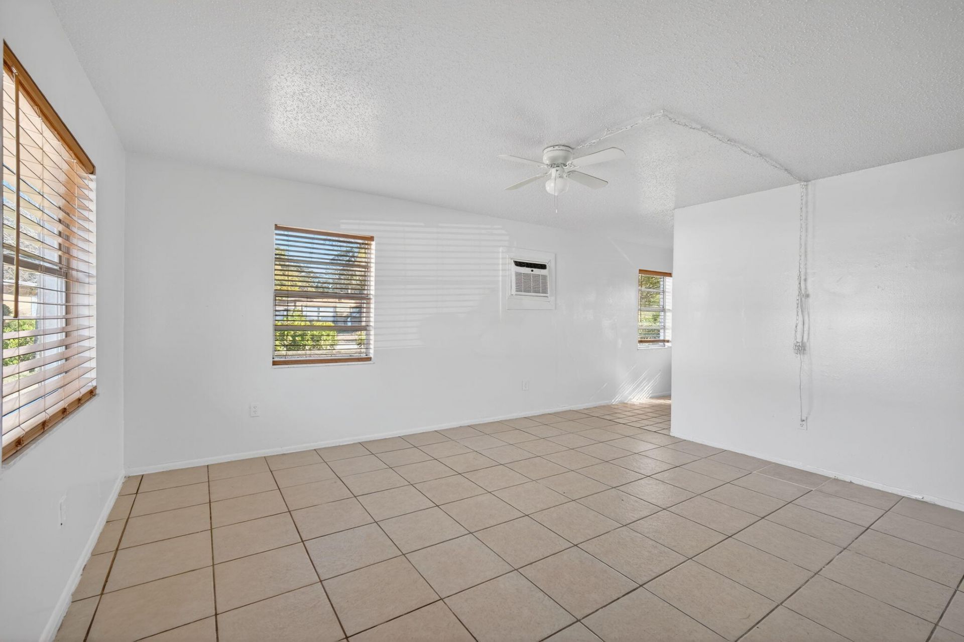 4600 Kelmar Drive, West Palm Beach, FL 33422 Photo