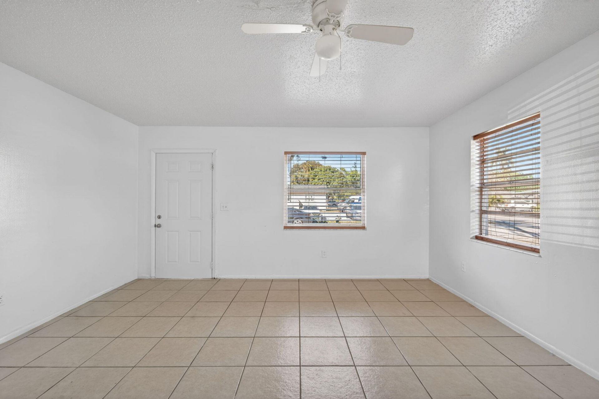 4600 Kelmar Drive, West Palm Beach, FL 33422 Photo