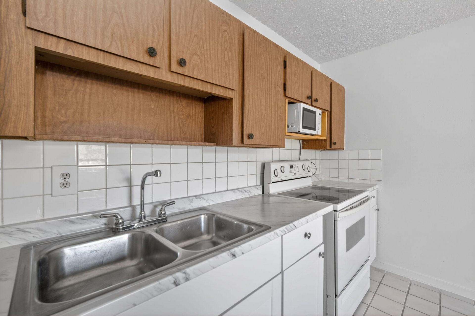 4600 Kelmar Drive, West Palm Beach, FL 33422 Photo