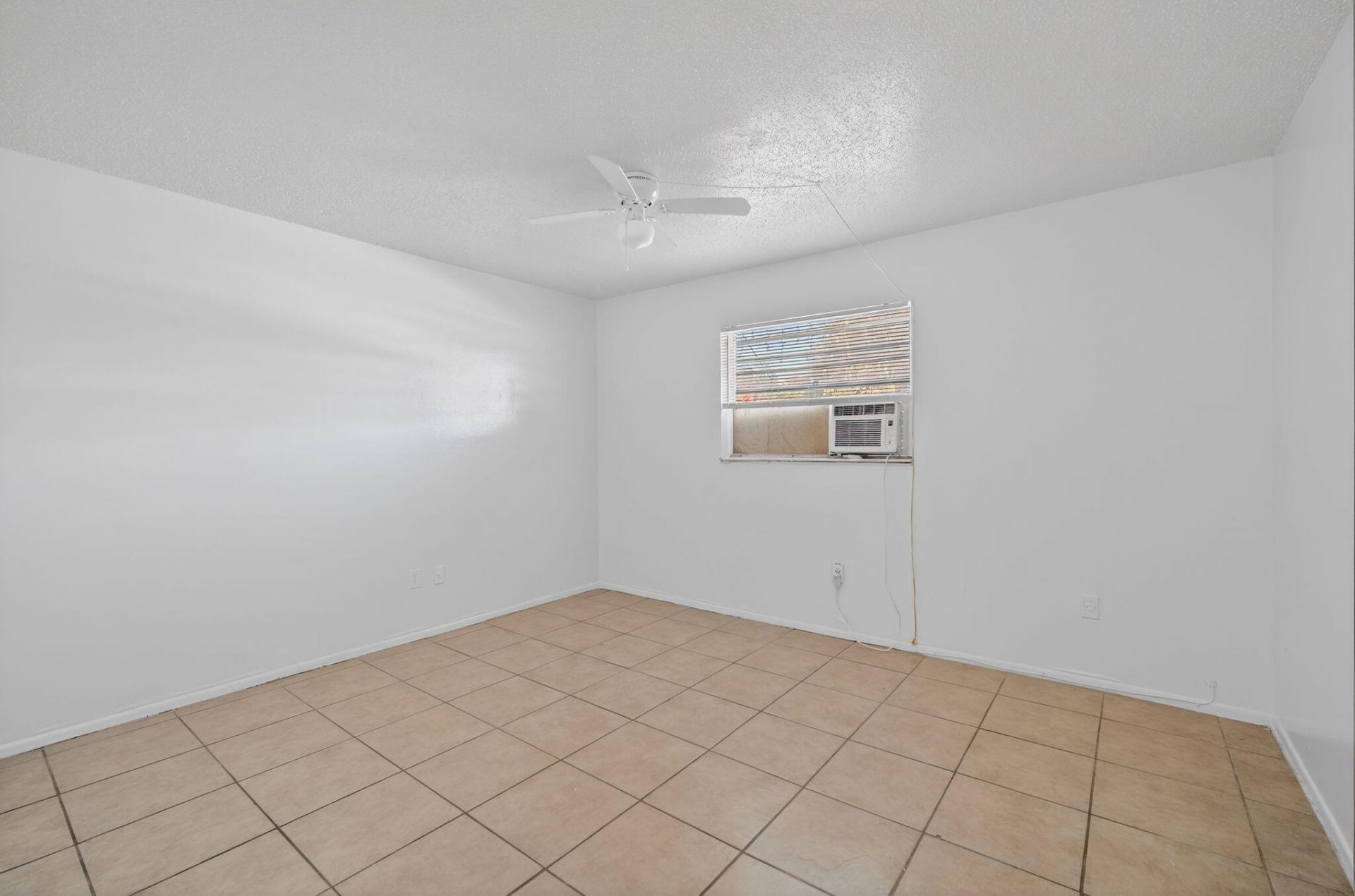 4600 Kelmar Drive, West Palm Beach, FL 33422 Photo