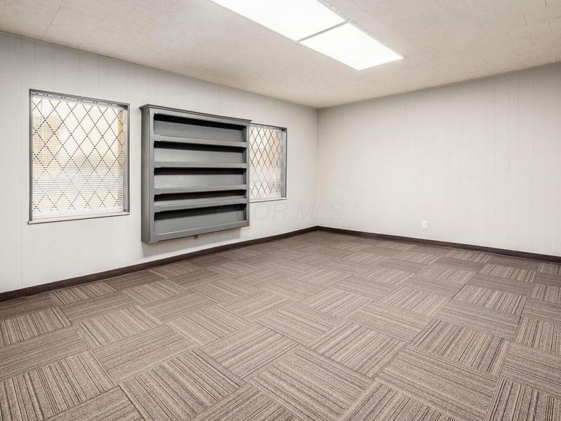 1251 W Broad , Columbus, OH 43222 Photo 11