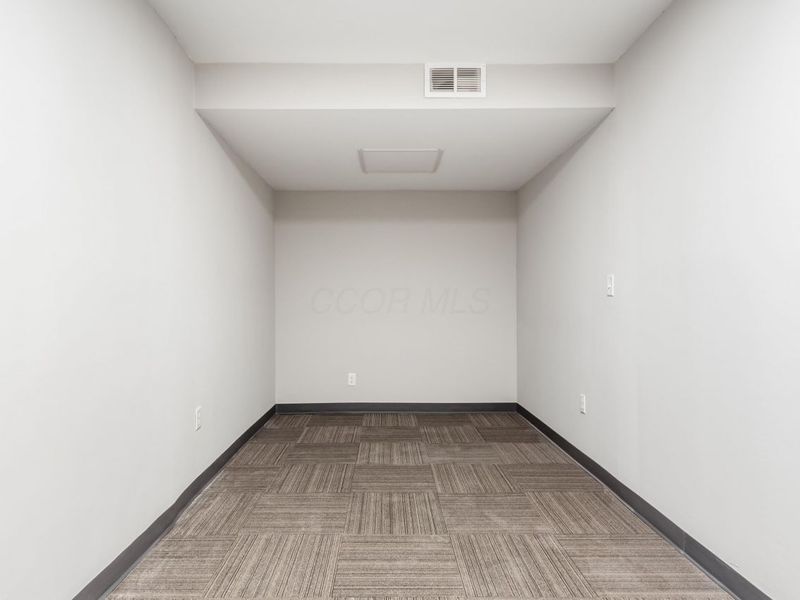 1251 W Broad , Columbus, OH 43222 Photo 20