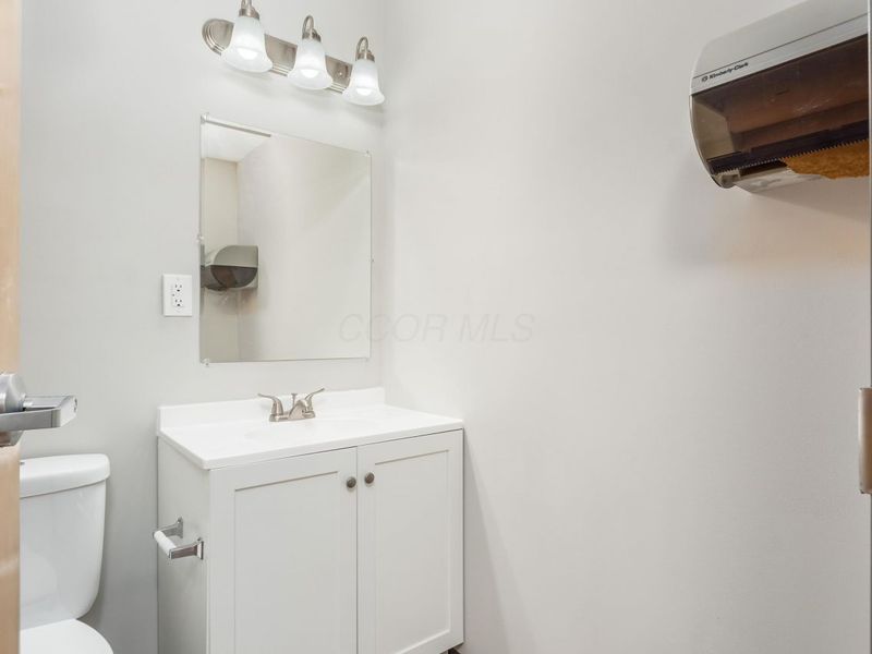 1251 W Broad , Columbus, OH 43222 Photo 25