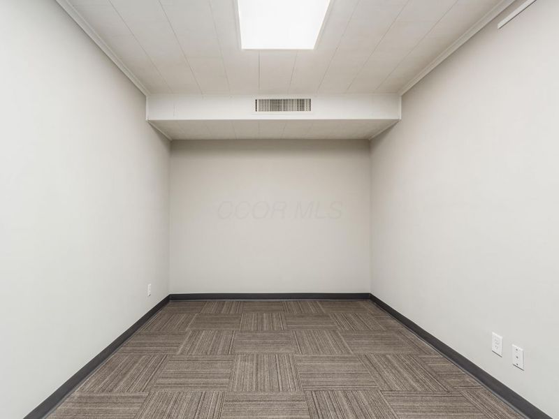 1251 W Broad , Columbus, OH 43222 Photo 37