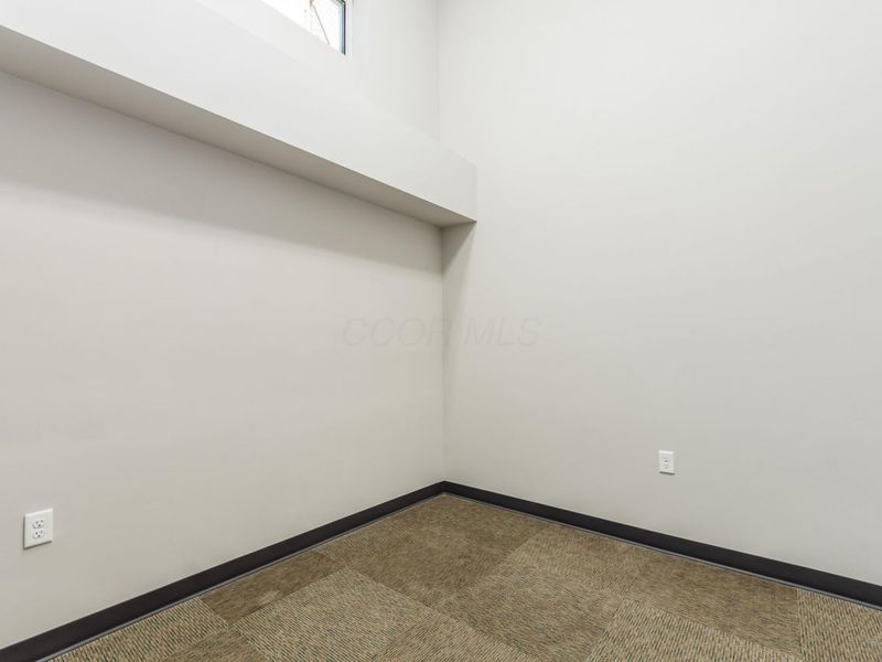 1251 W Broad , Columbus, OH 43222 Photo 42