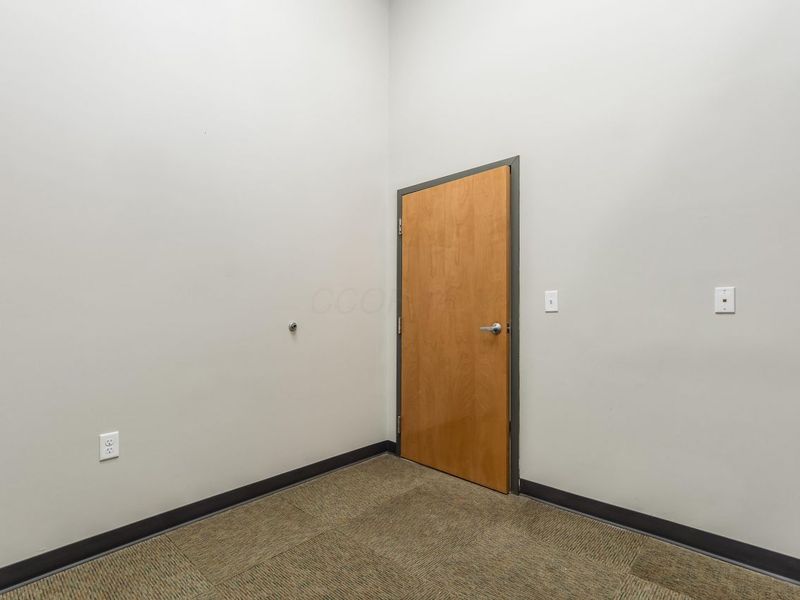 1251 W Broad , Columbus, OH 43222 Photo 43