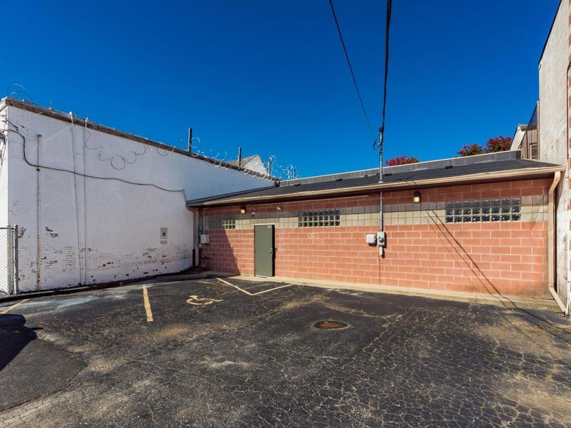 1251 W Broad , Columbus, OH 43222 Photo 6