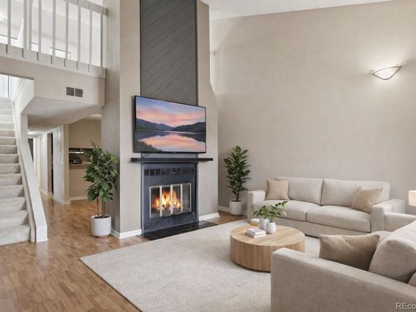 540 S Forest Street, Unit 3-201, Denver, CO 80246