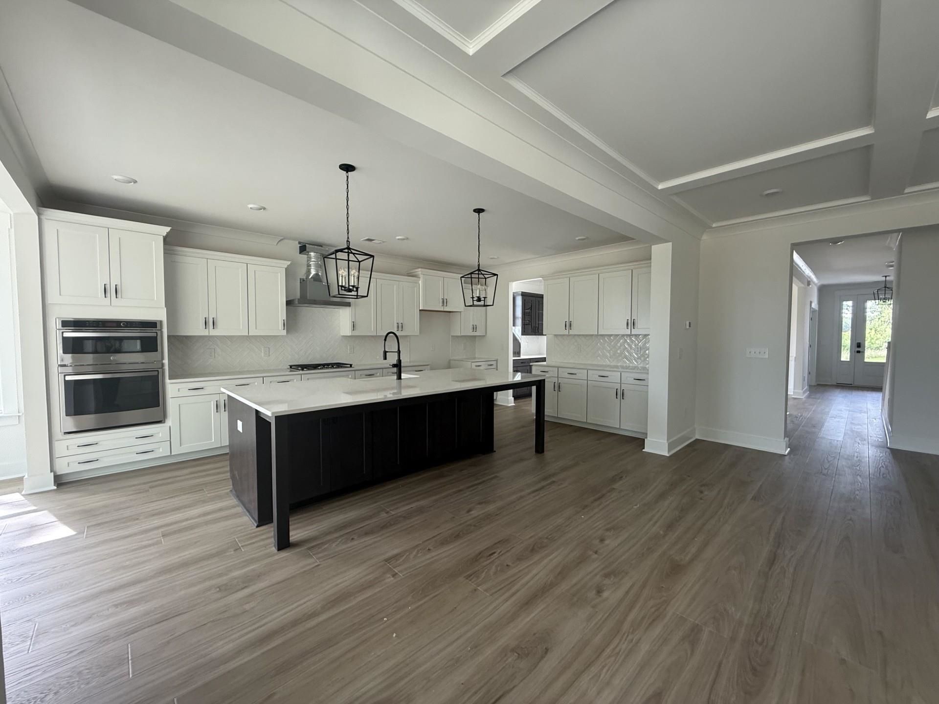 6293 Zoe Way Photo 2