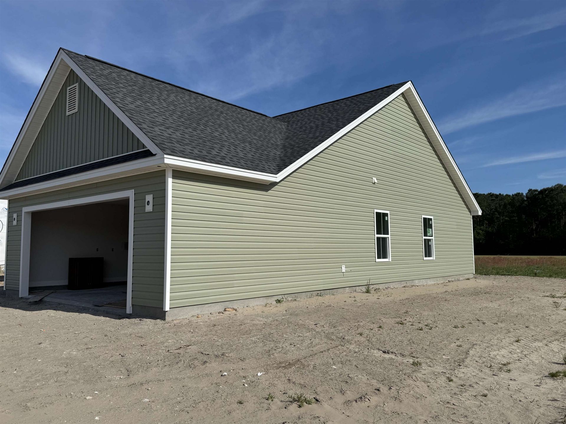 1758 Vereen Rd. Photo 2