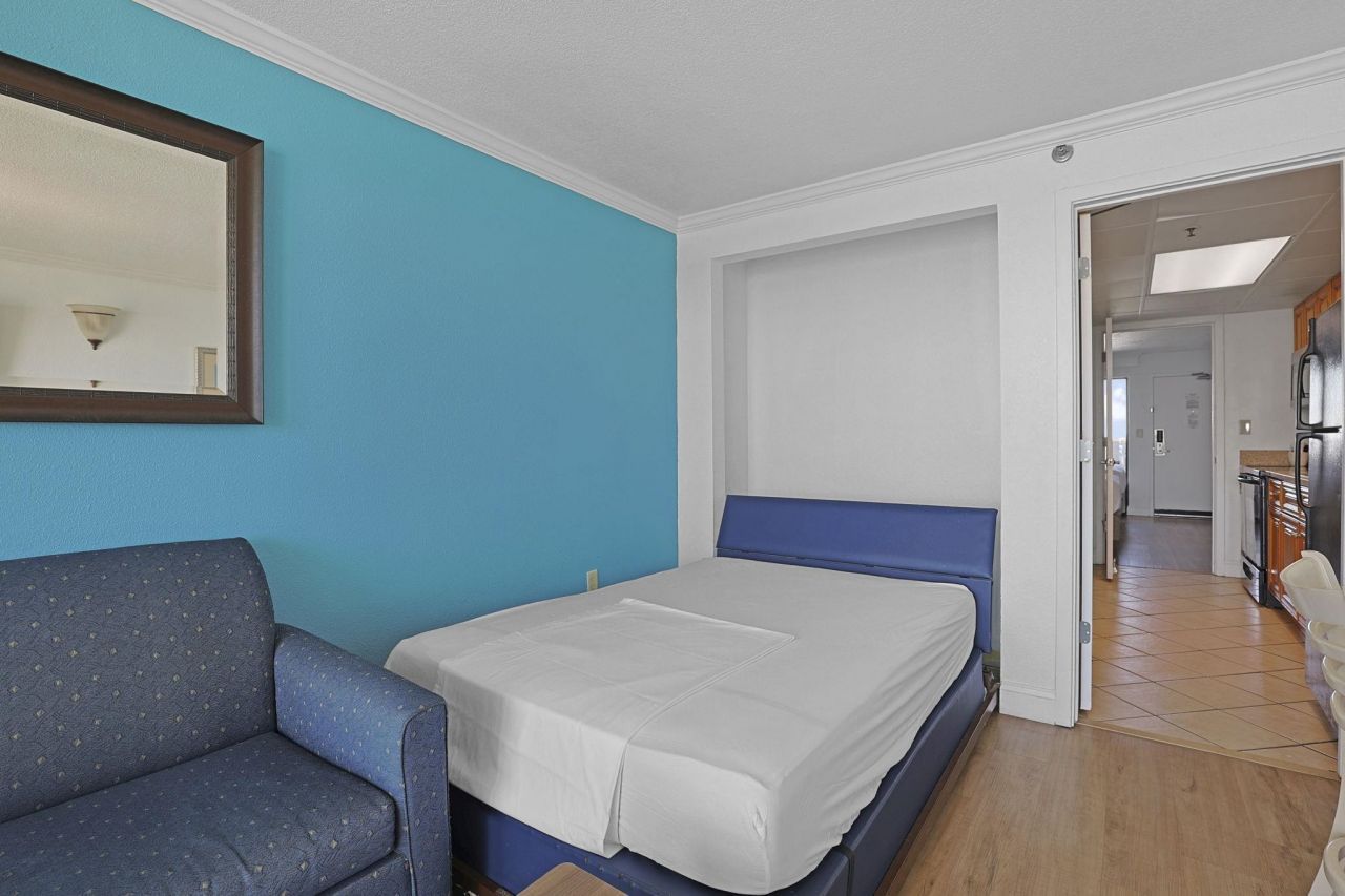 3000 N Ocean Blvd. Photo 13