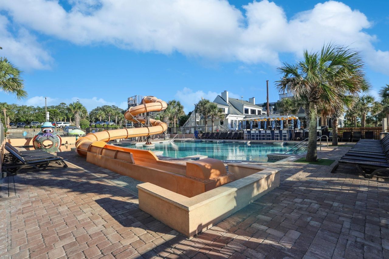 3000 N Ocean Blvd. Photo 20