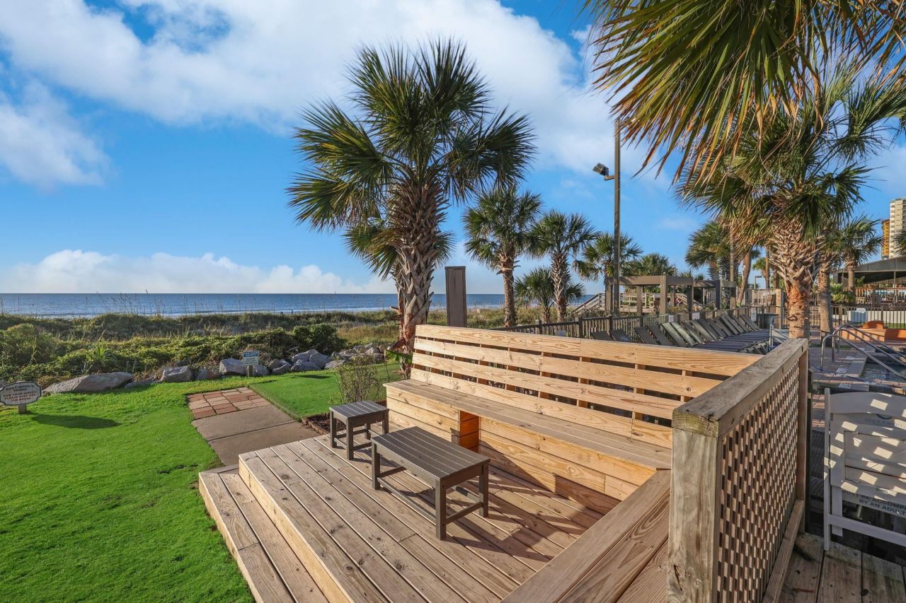 3000 N Ocean Blvd. Photo 23