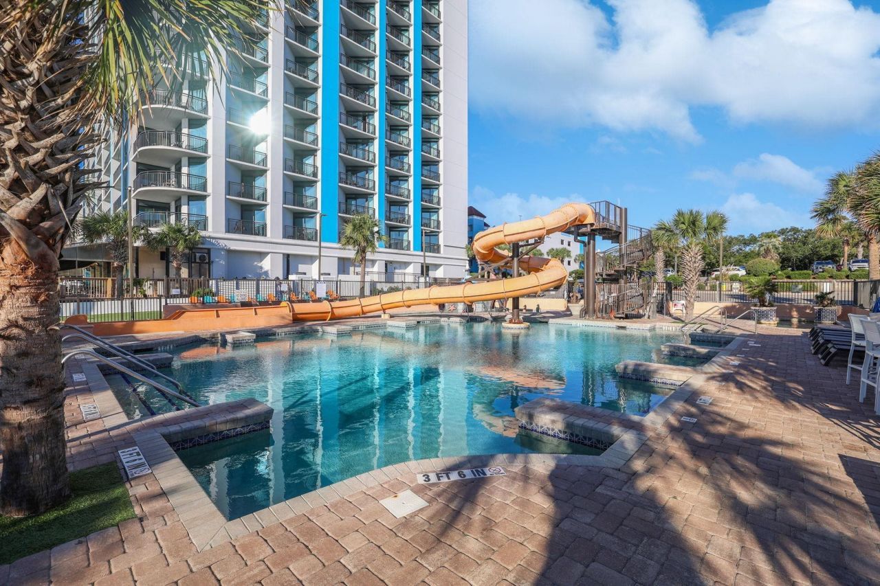 3000 N Ocean Blvd. Photo 27