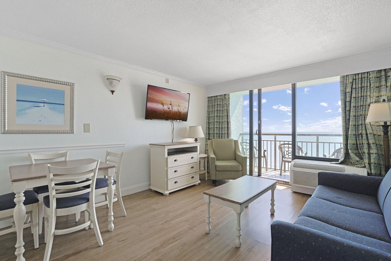 3000 N Ocean Blvd. Photo 4