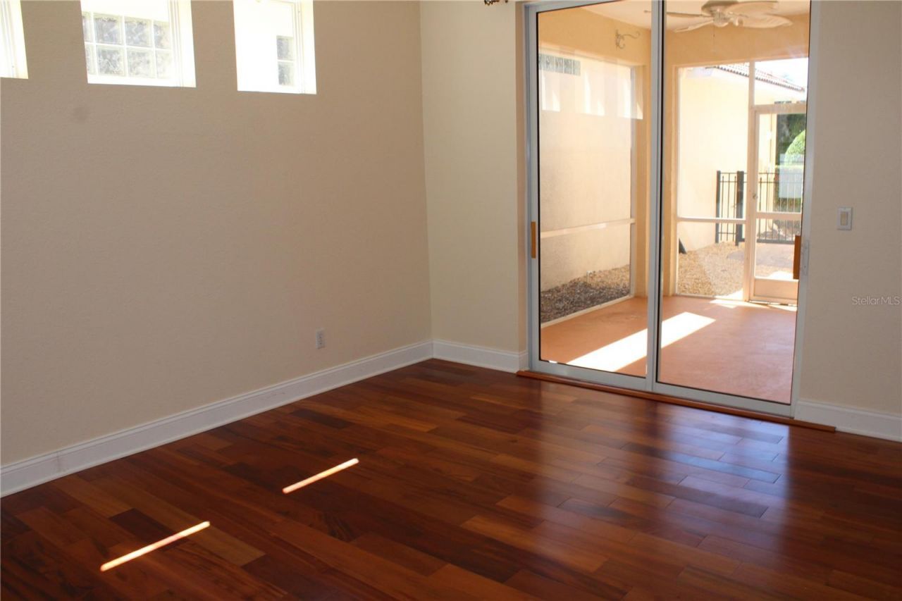 7803 33rd Street E, Sarasota, FL 34243 Photo