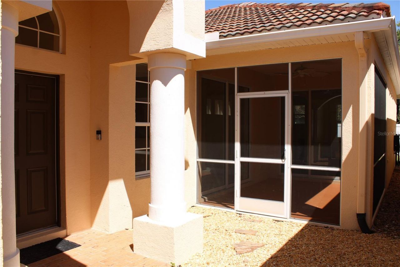 7803 33rd Street E, Sarasota, FL 34243 Photo