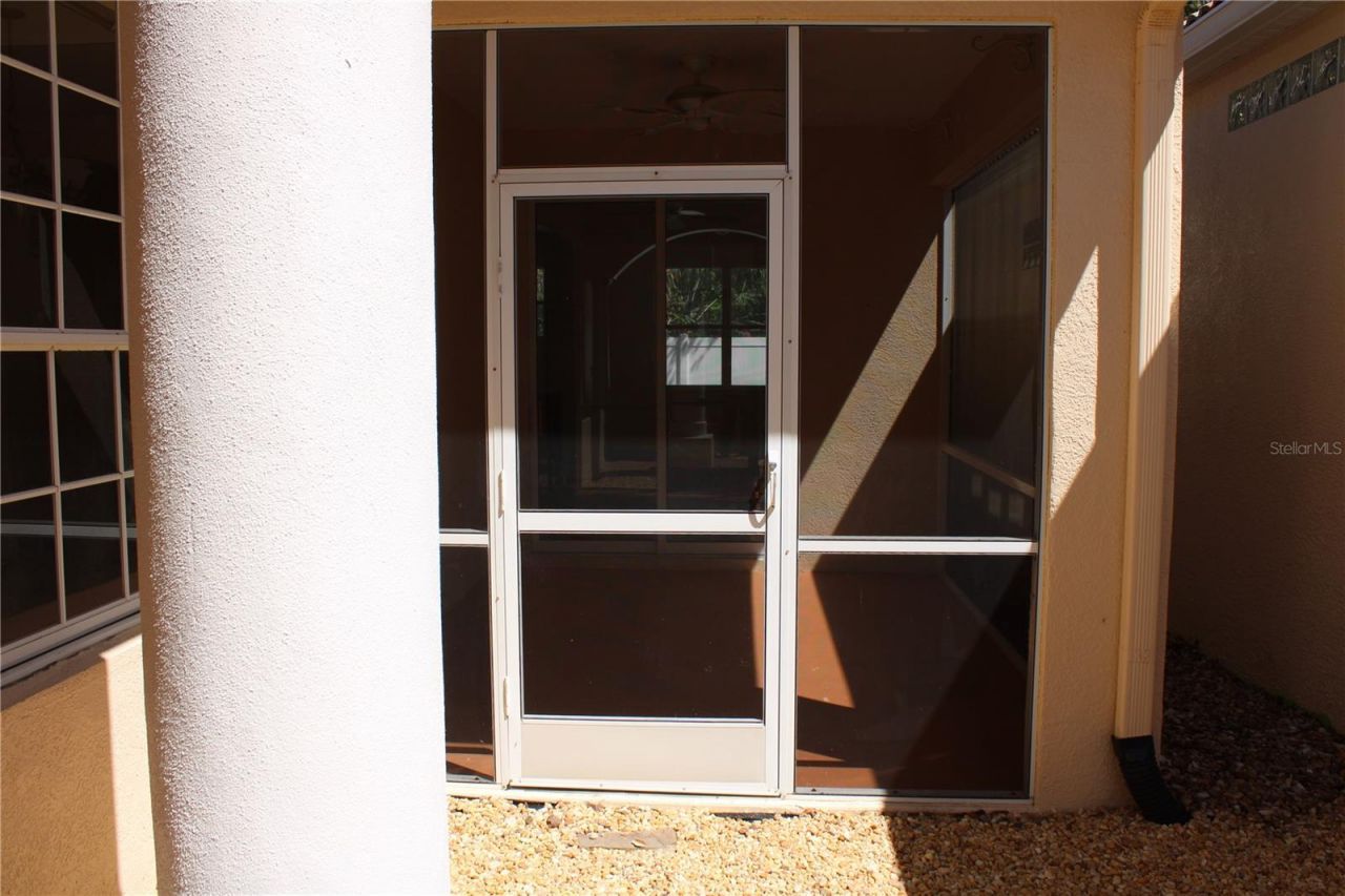 7803 33rd Street E, Sarasota, FL 34243 Photo