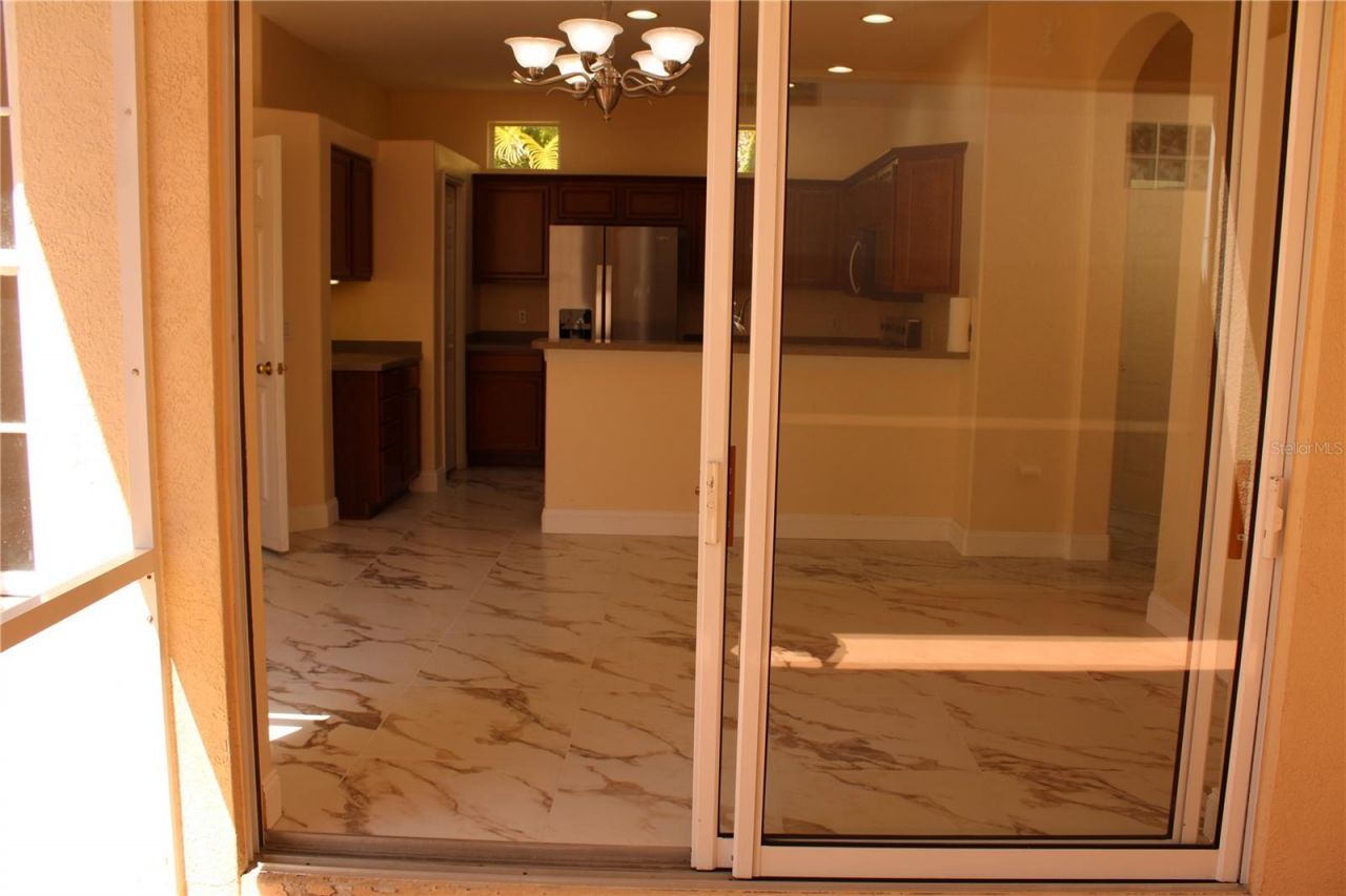 7803 33rd Street E, Sarasota, FL 34243 Photo