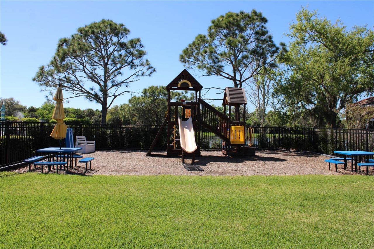 7803 33rd Street E, Sarasota, FL 34243 Photo