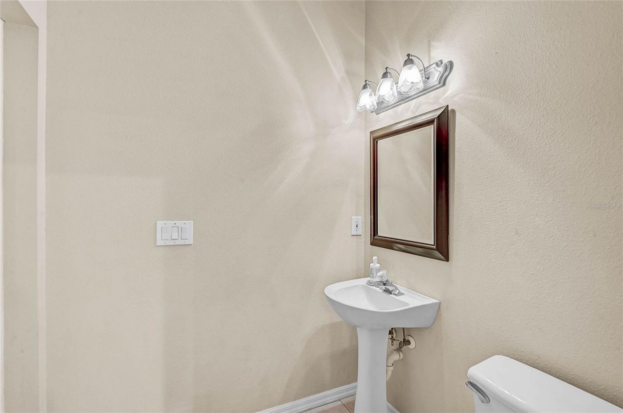 3708 5th Avenue Ne, Bradenton, FL 34208 Photo