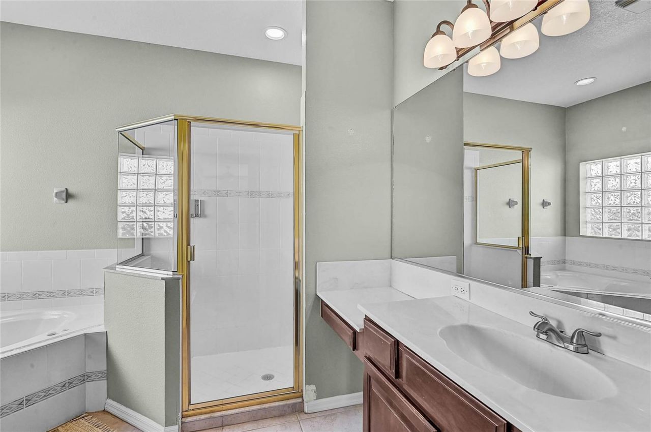 3708 5th Avenue Ne, Bradenton, FL 34208 Photo