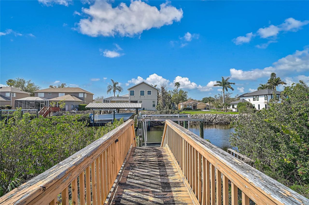 3708 5th Avenue Ne, Bradenton, FL 34208 Photo