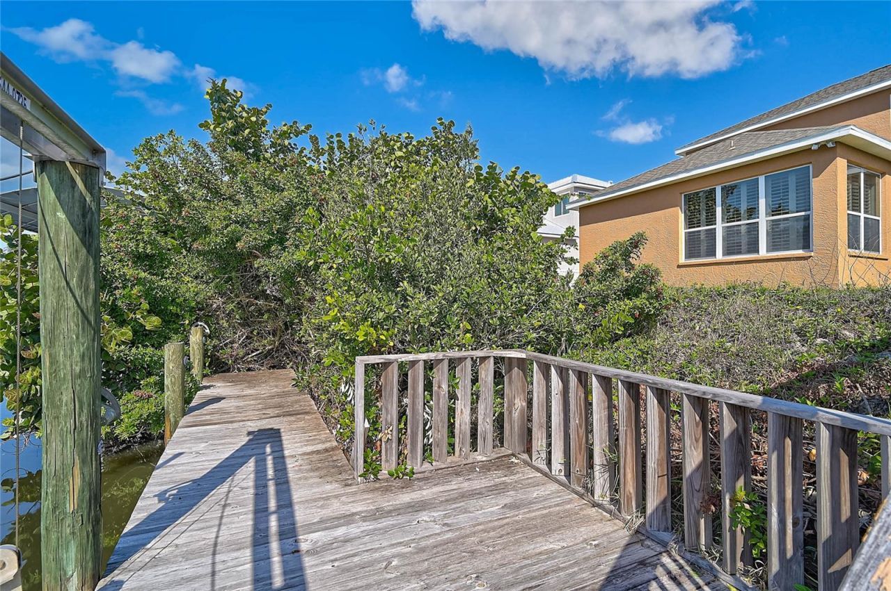 3708 5th Avenue Ne, Bradenton, FL 34208 Photo