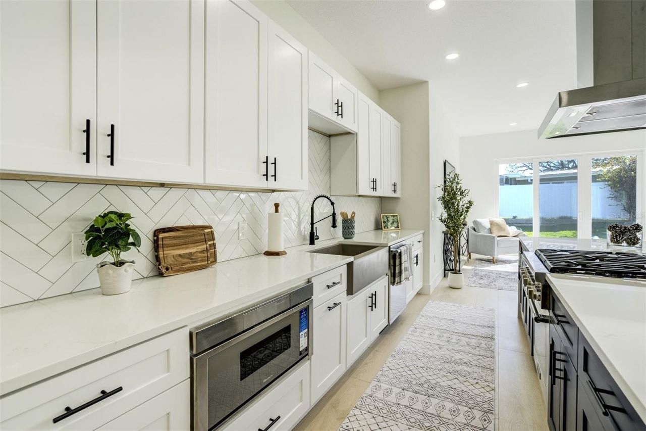 319 Cedar Lane, Largo, FL 33770 Photo