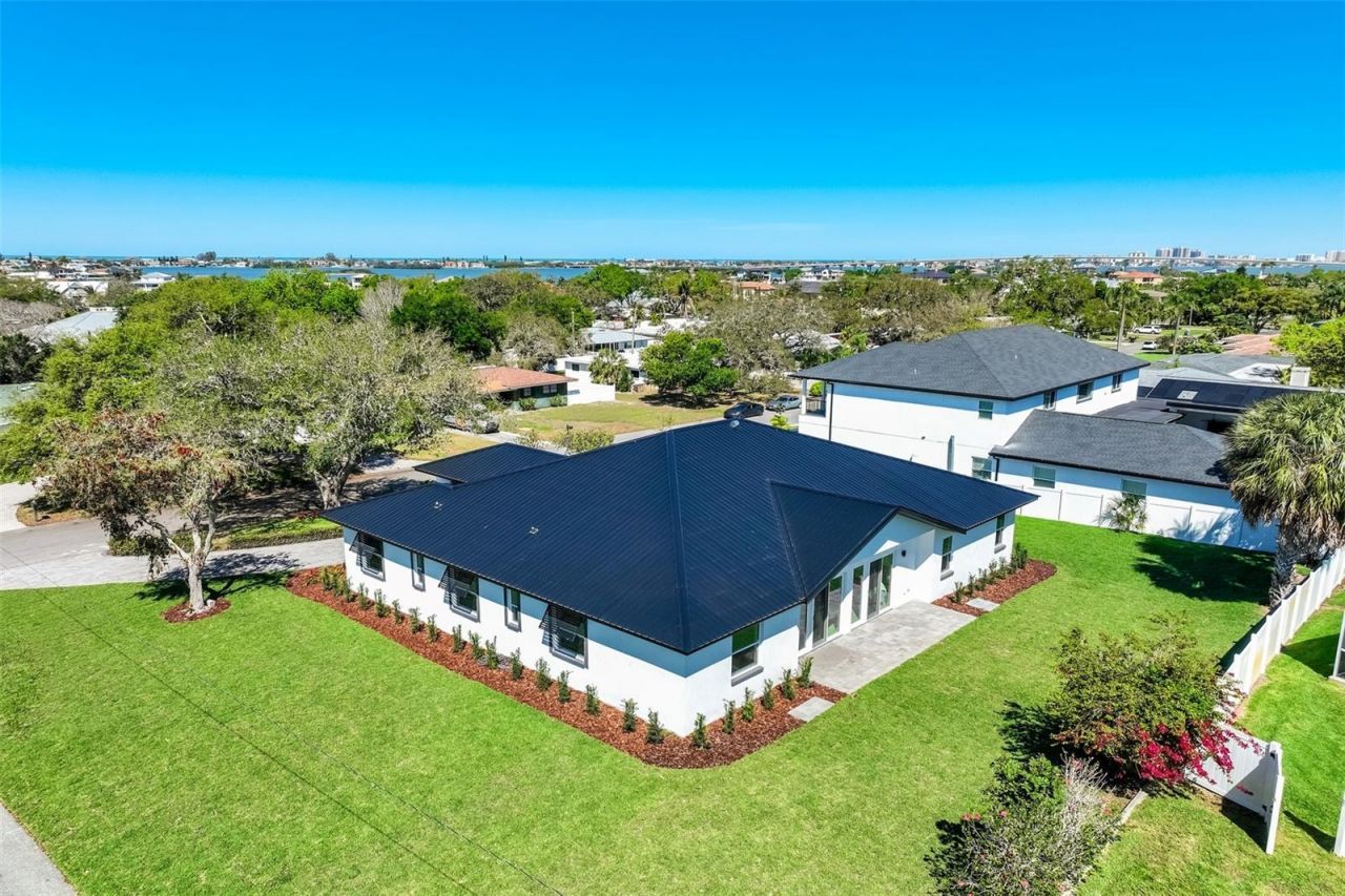 319 Cedar Lane, Largo, FL 33770 Photo