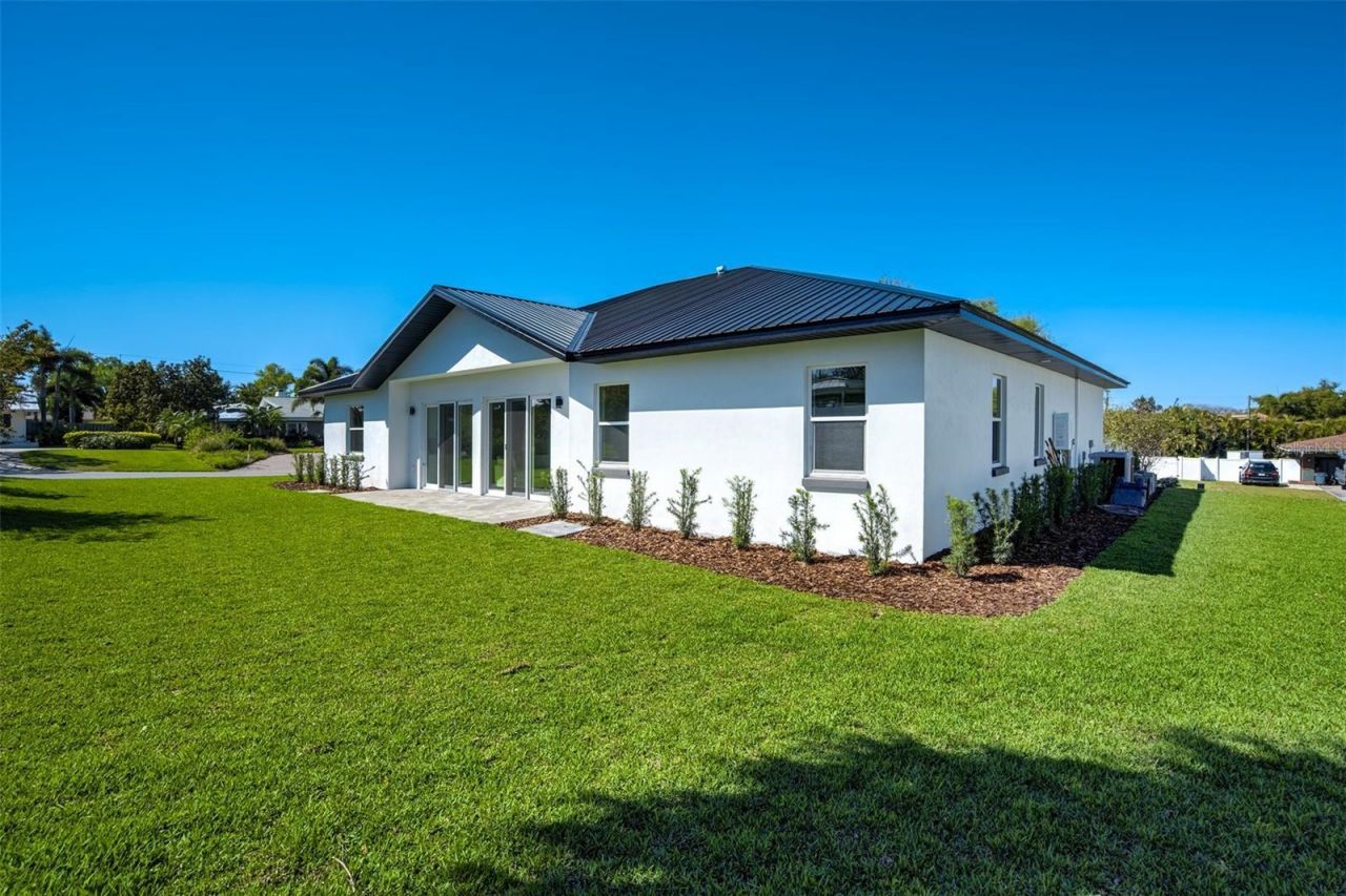 319 Cedar Lane, Largo, FL 33770 Photo