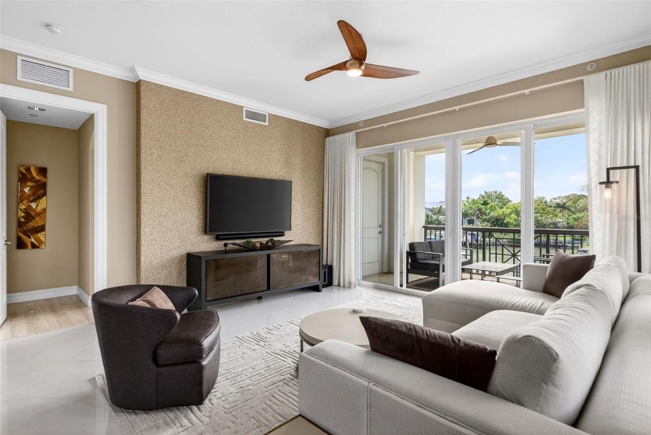 888 S Orange Avenue, Unit 3A, Sarasota, FL 34236 Photo