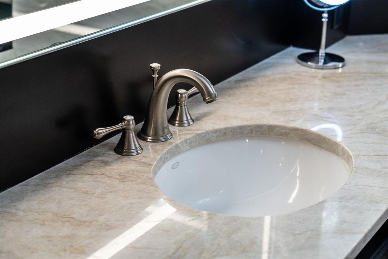 888 S Orange Avenue, Unit 3A, Sarasota, FL 34236 Photo