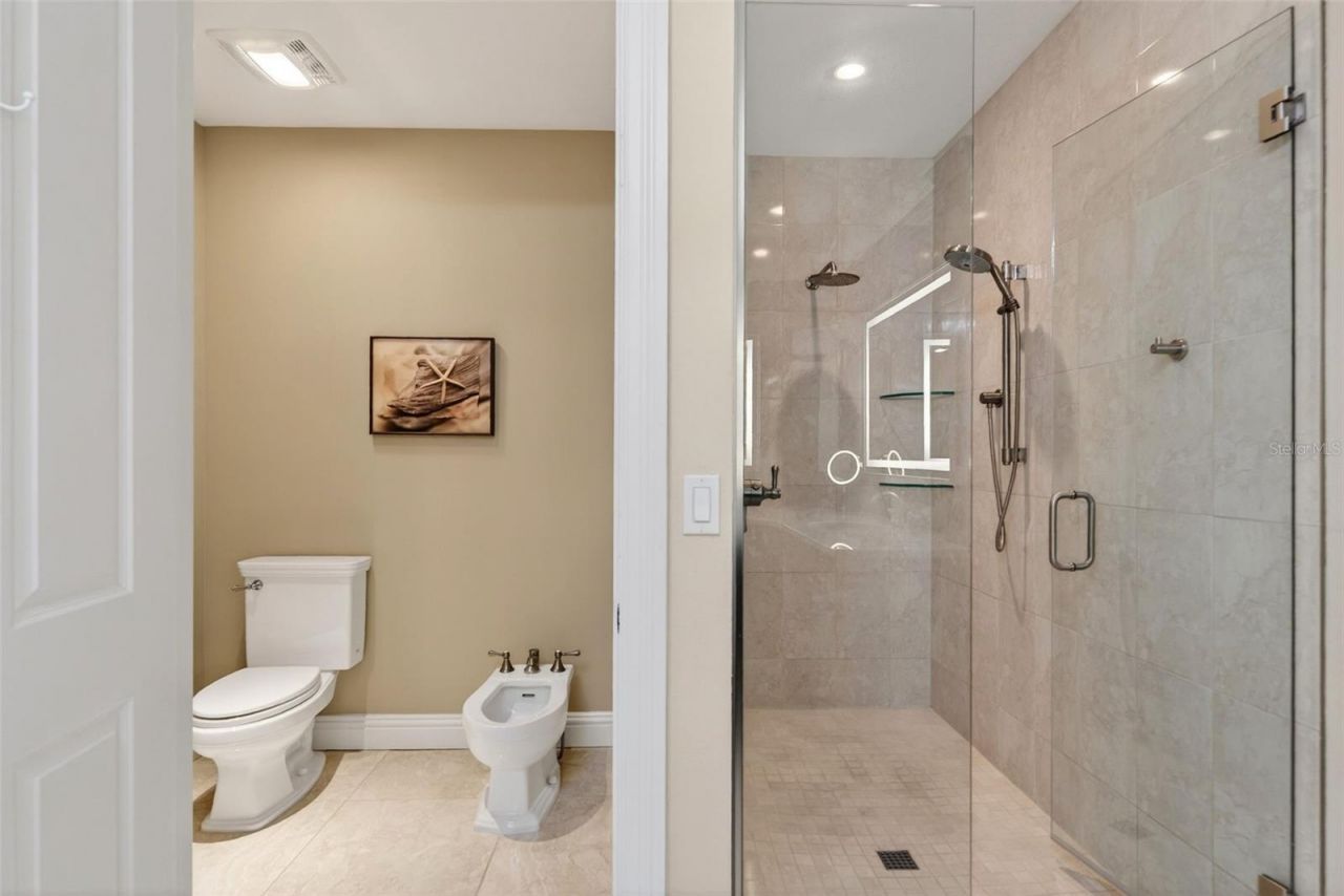 888 S Orange Avenue, Unit 3A, Sarasota, FL 34236 Photo