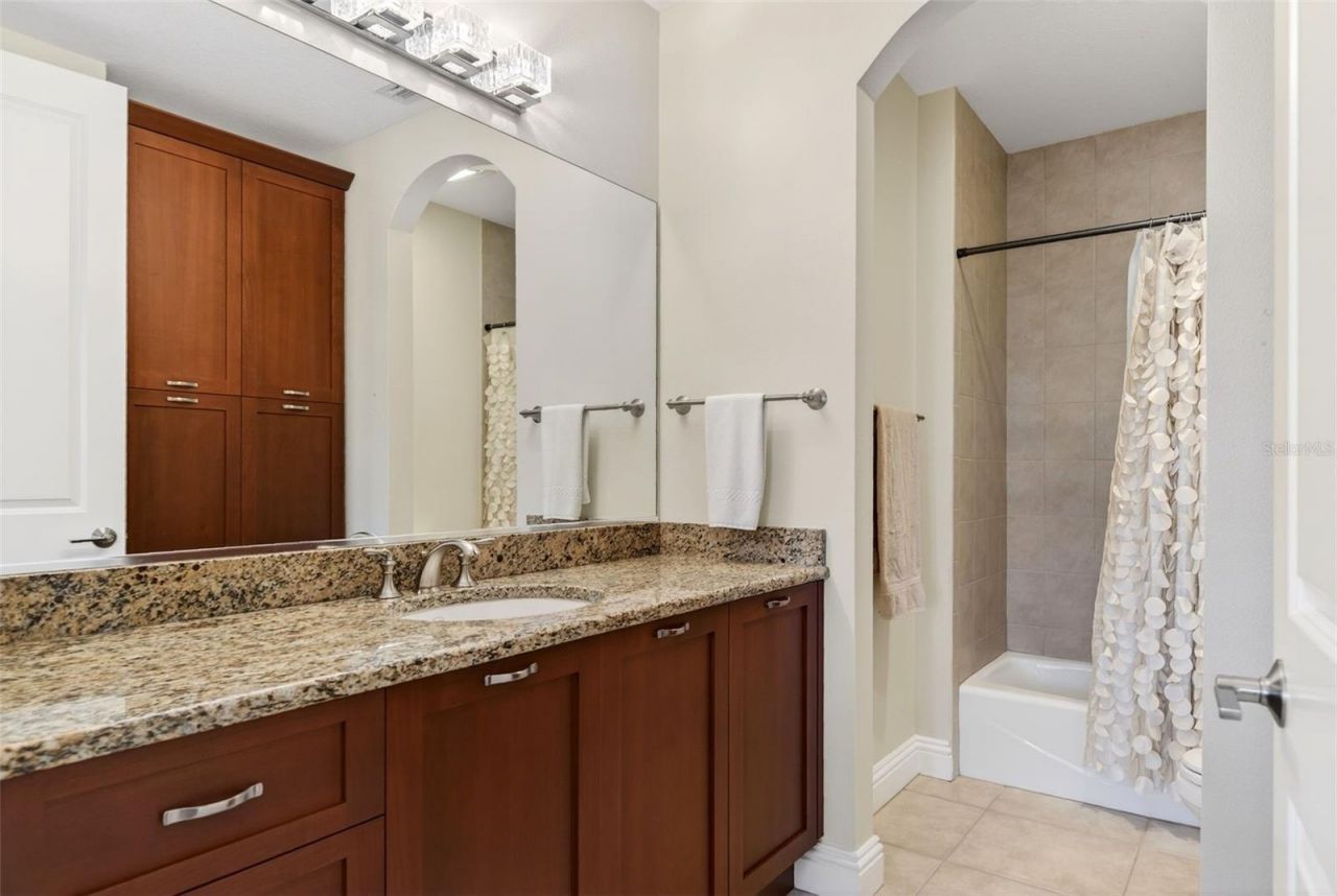 888 S Orange Avenue, Unit 3A, Sarasota, FL 34236 Photo