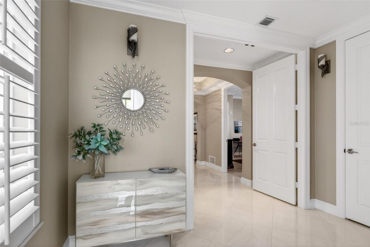 888 S Orange Avenue, Unit 3A, Sarasota, FL 34236 Photo