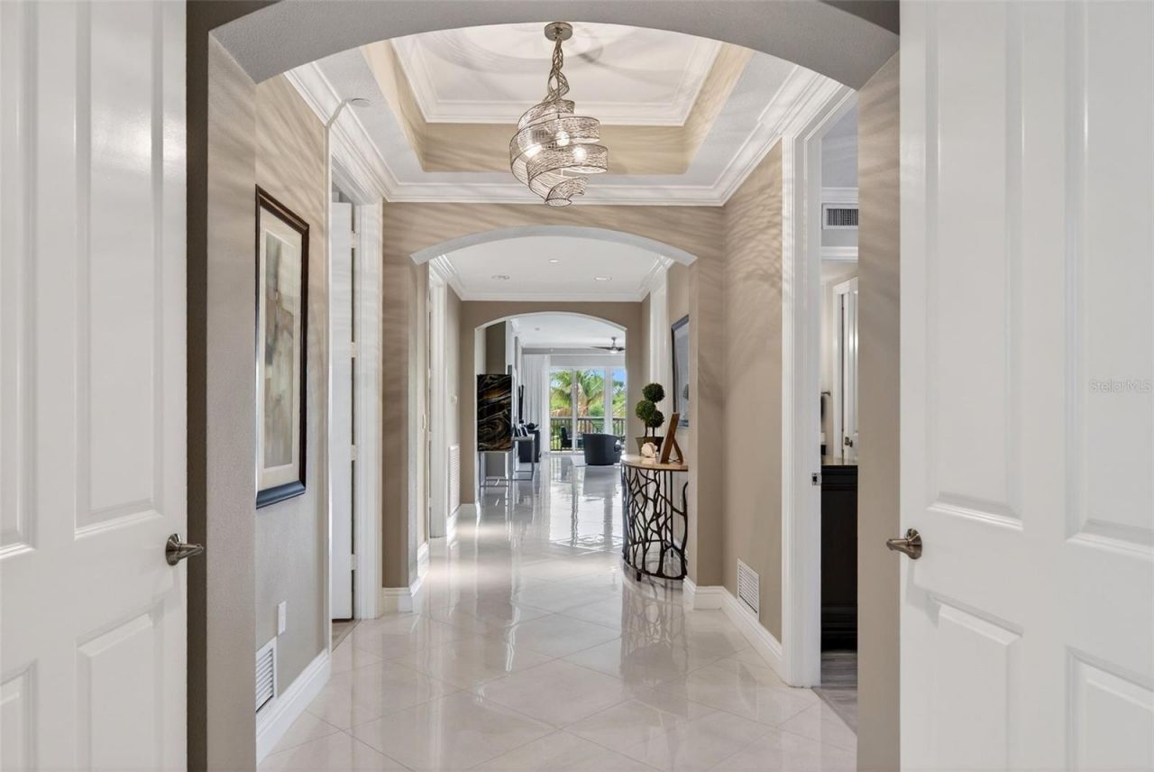 888 S Orange Avenue, Unit 3A, Sarasota, FL 34236 Photo