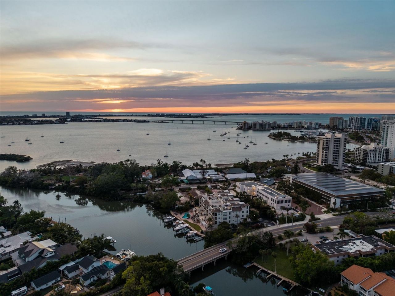 888 S Orange Avenue, Unit 3A, Sarasota, FL 34236 Photo