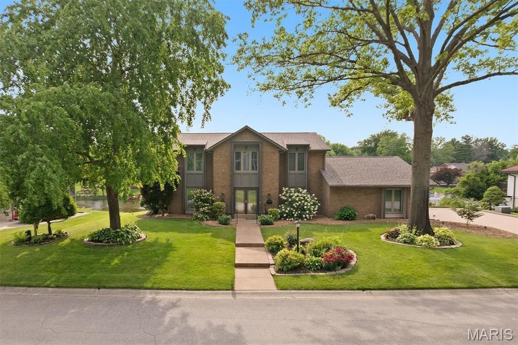 26 Ravenwood Circle, O Fallon, IL 62269 Main Photo