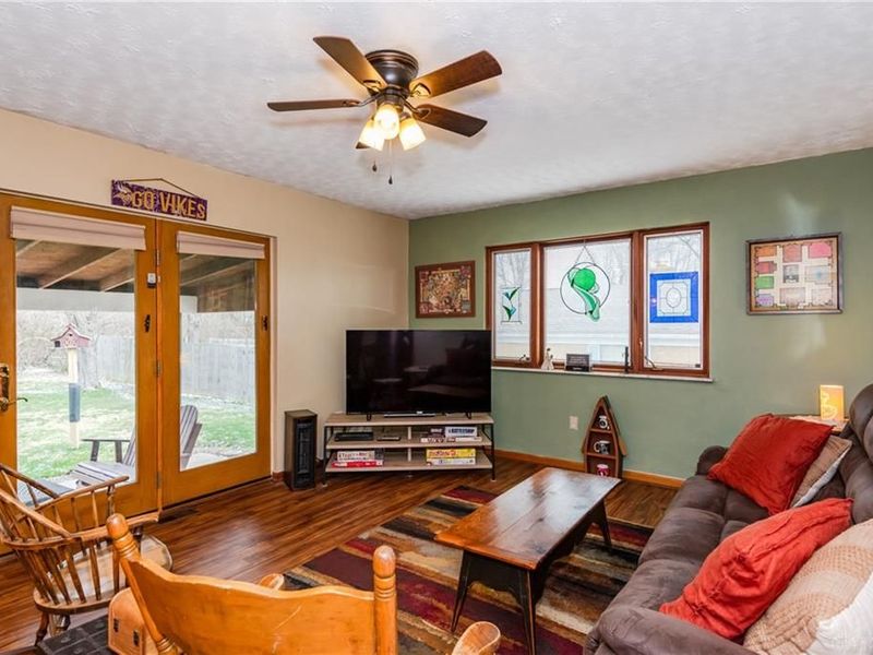 913 Debbie Court, Clayton, OH 45415 Photo 11