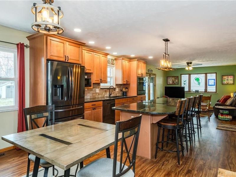 913 Debbie Court, Clayton, OH 45415 Photo 15