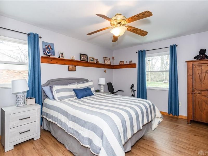 913 Debbie Court, Clayton, OH 45415 Photo 17