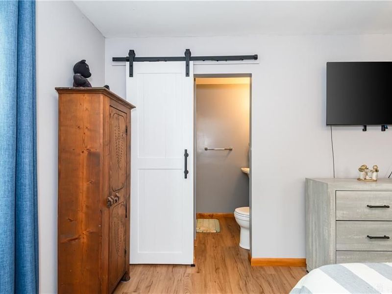 913 Debbie Court, Clayton, OH 45415 Photo 19