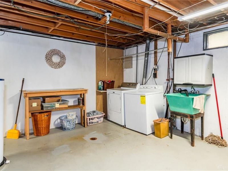 913 Debbie Court, Clayton, OH 45415 Photo 36